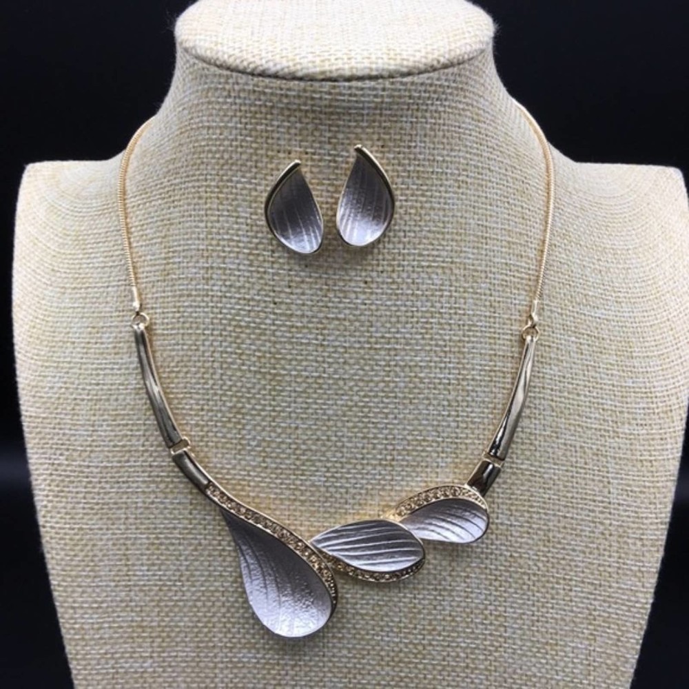 Necklace Set Gold Leaf Necklace